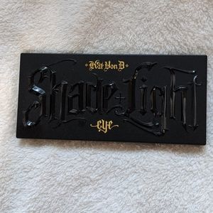 Kat Von D Shade and Light Eye Contour Palette